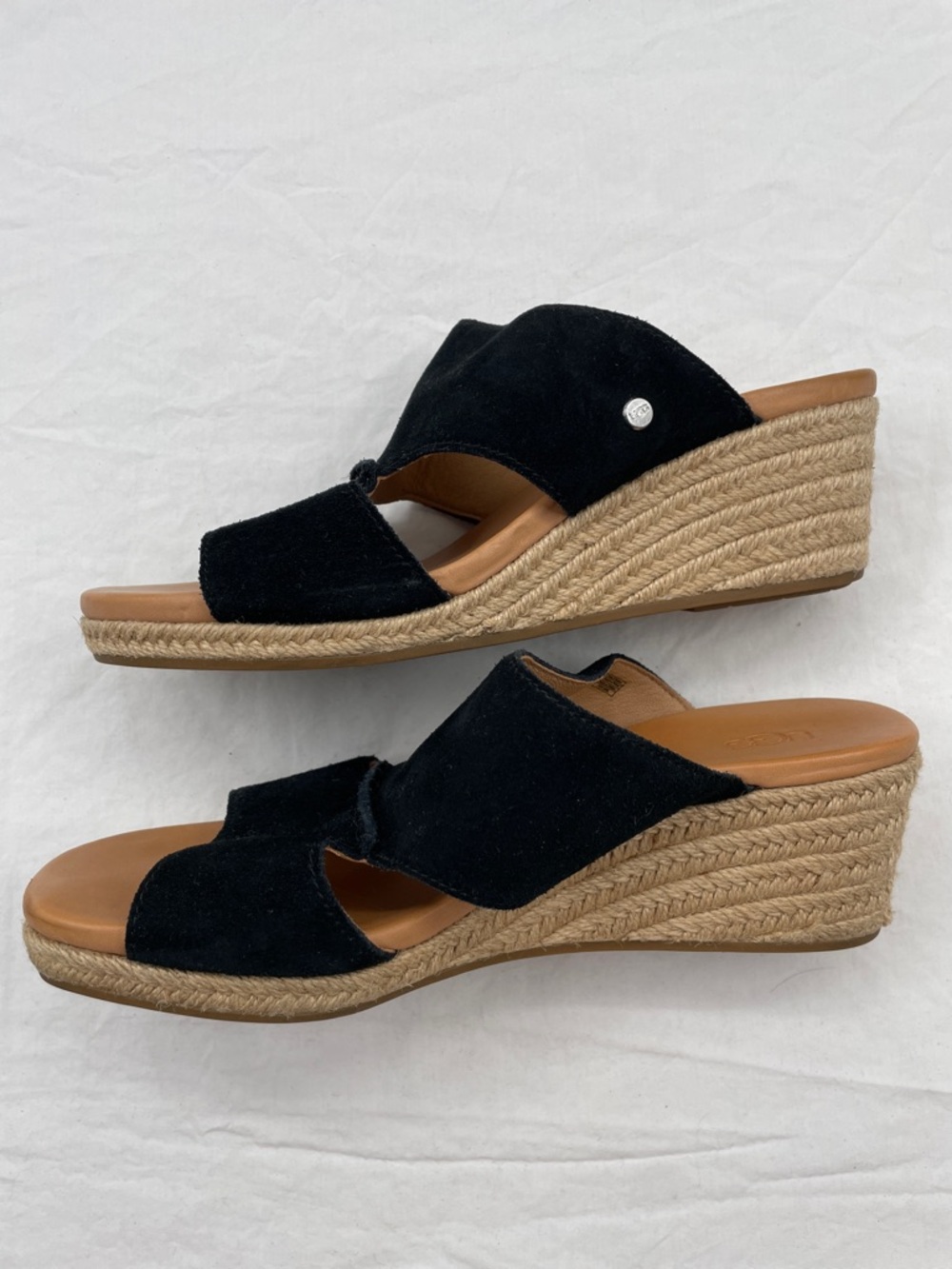 LIKE NEW! UGG Eirene Black Suede Espadrille Wedge Slide Sandals. 9. - Picture 9 of 10